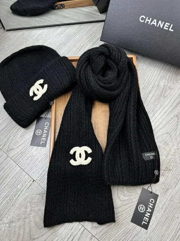 chanel hat and echapres set s_12553611